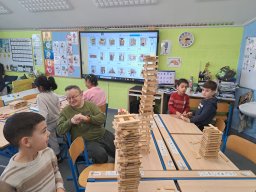 10a99d8f-1020-4fc6-bb24-a3ff61ee3ac8-1_all_207