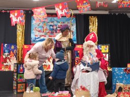 Saint-Nicolas et les lutins - Accueils - décembre 23